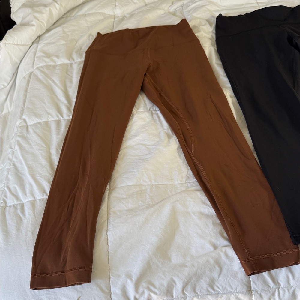 lululemon athletica Leggings in Black and Brown 2 - Picture 5 of 10